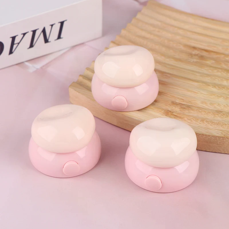 กล่องครีมบำรุงผิวหน้าขนาดเล็ก  - Lip Balm บทวิจารณ์และราคา